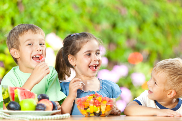 Lanches Inteligentes: Alternativas Nutricionais para Substituir Guloseimas